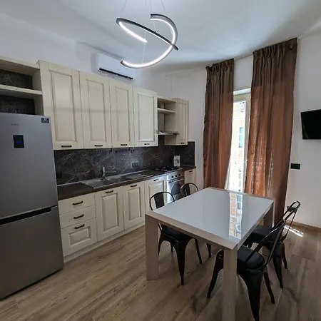 Maison Simone Marconi Roma