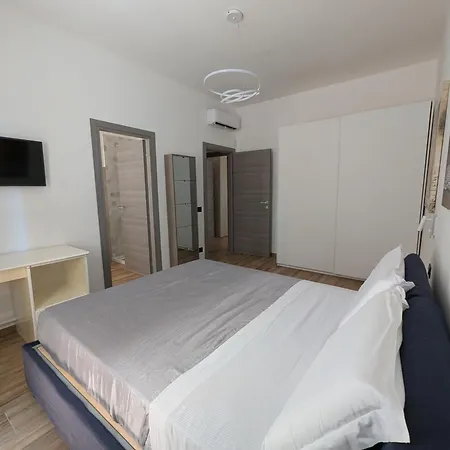 Maison Simone Marconi